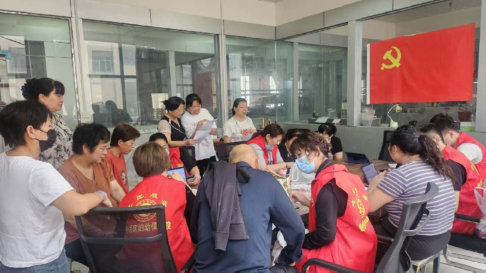 医心向党，医心为民 | 卧龙区妇幼保健计划生育服务中心第一党支部积极投身慢性病检测志愿服务